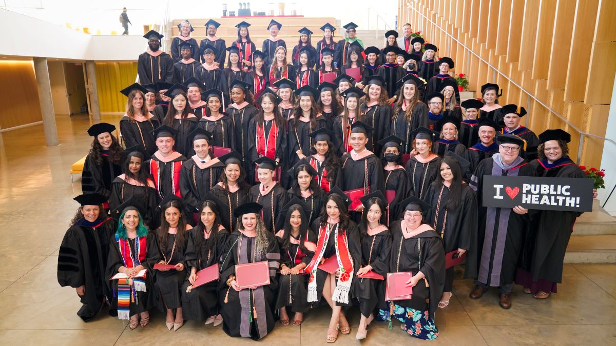 group shot of all graduating MPH students