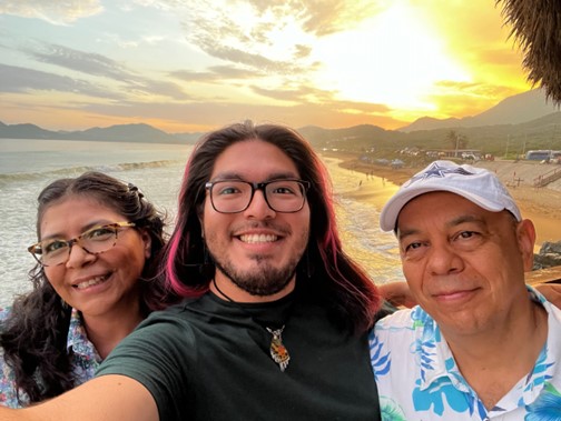 Sergio Acuna Gutierrez with family