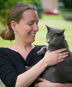 Dr. Gerlinde Van de Walle is studying feline herpesvirus type 1