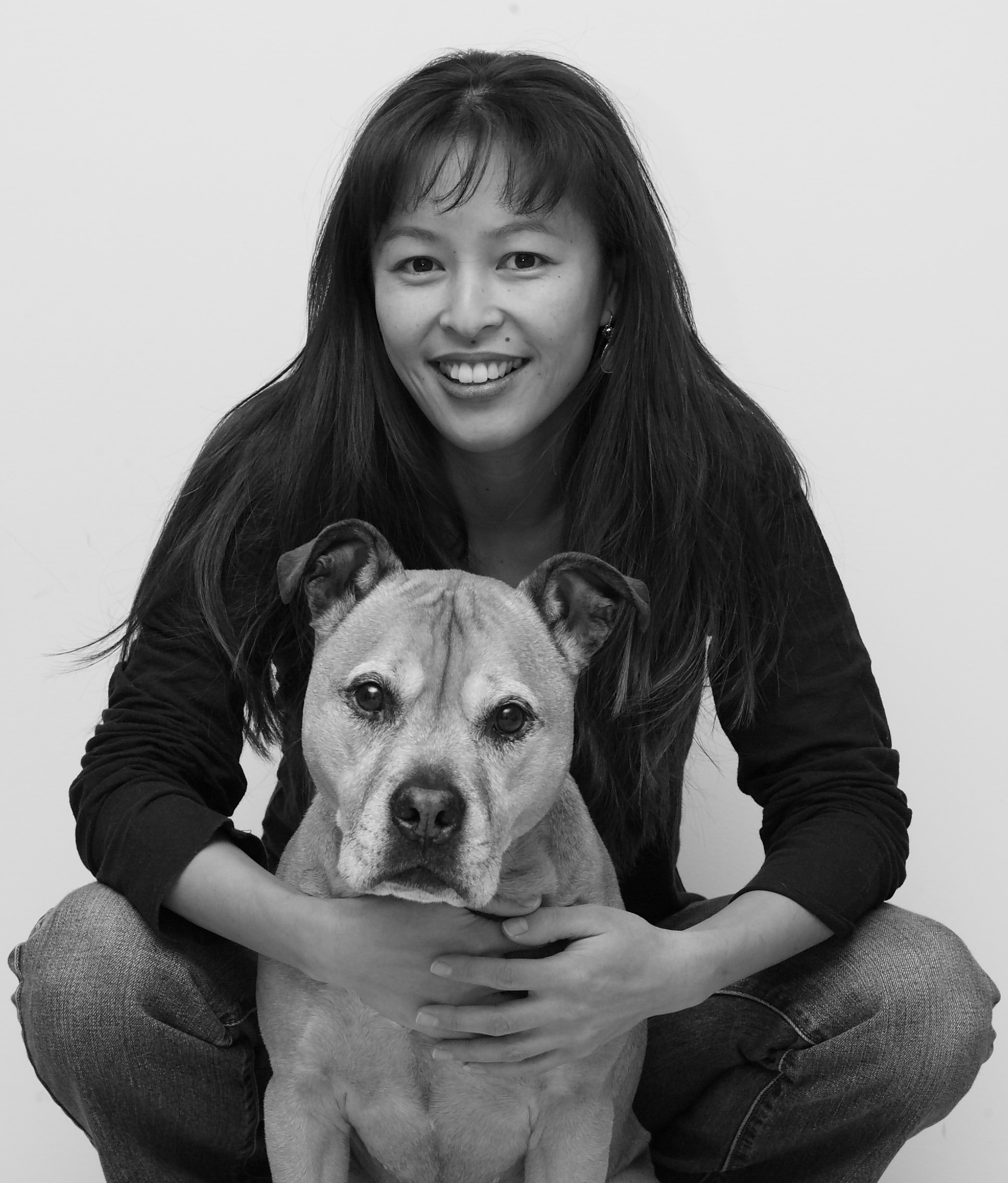Justine Lee and a dog