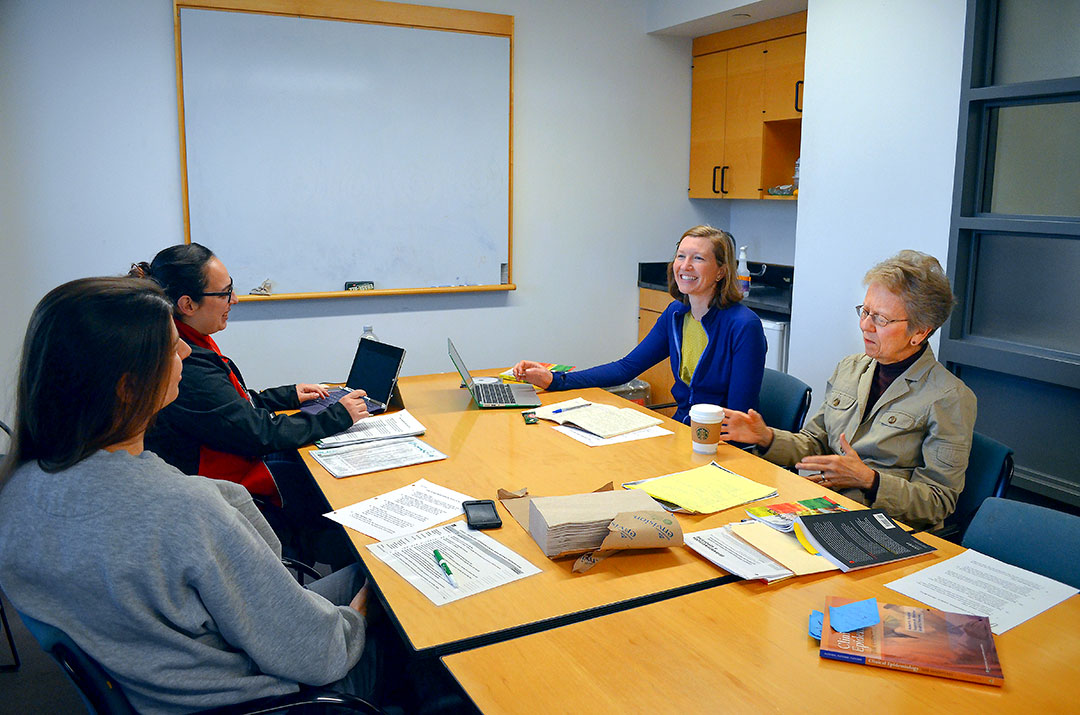 Shelter medicine meeting with Jan Scarlett