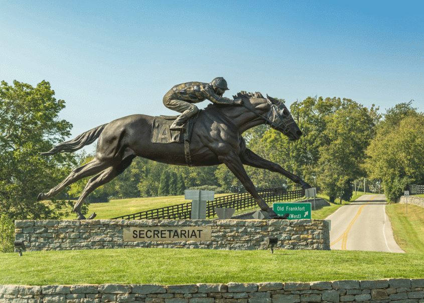 Statue of Secretariat