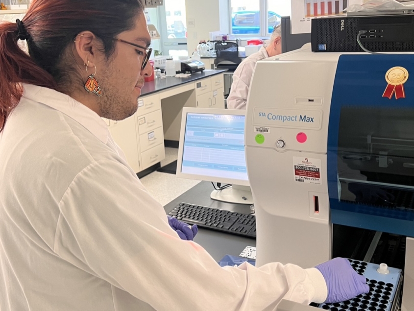 Sergio Acuna in the lab