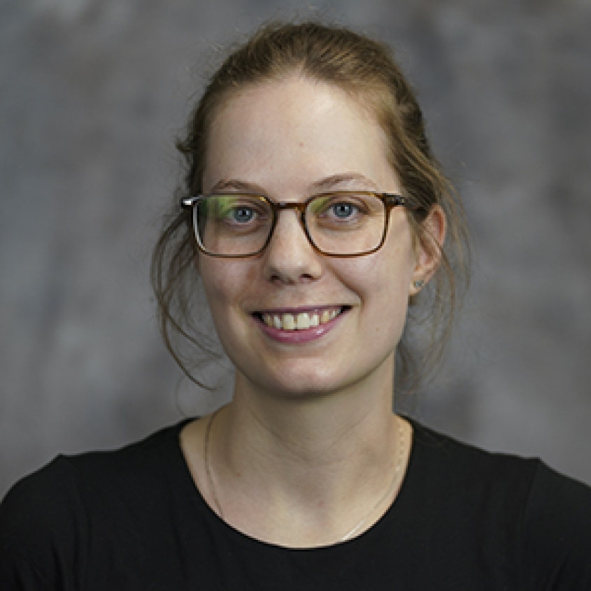 Lauren Abrams