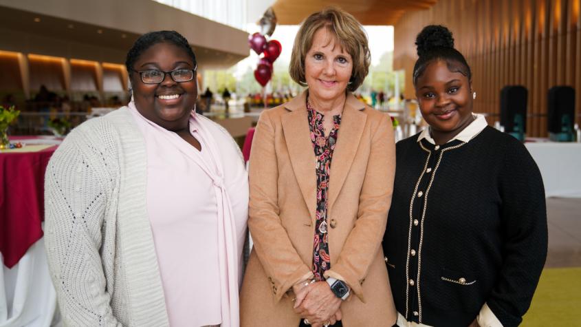 Dionne Henderson's daughters and Mary Beth Jordan