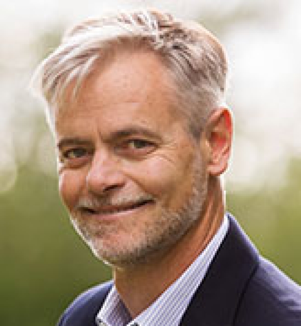 Luis Schang