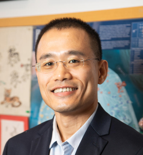 Yibin Kang