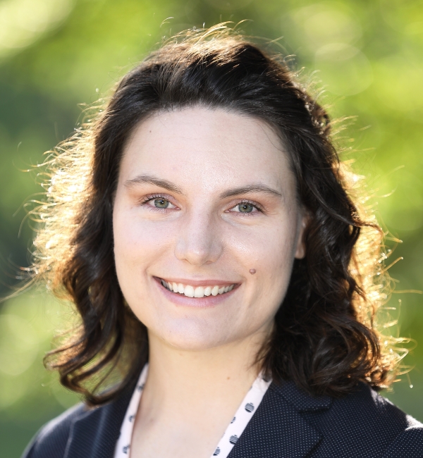 Jacquelyn Evans headshot